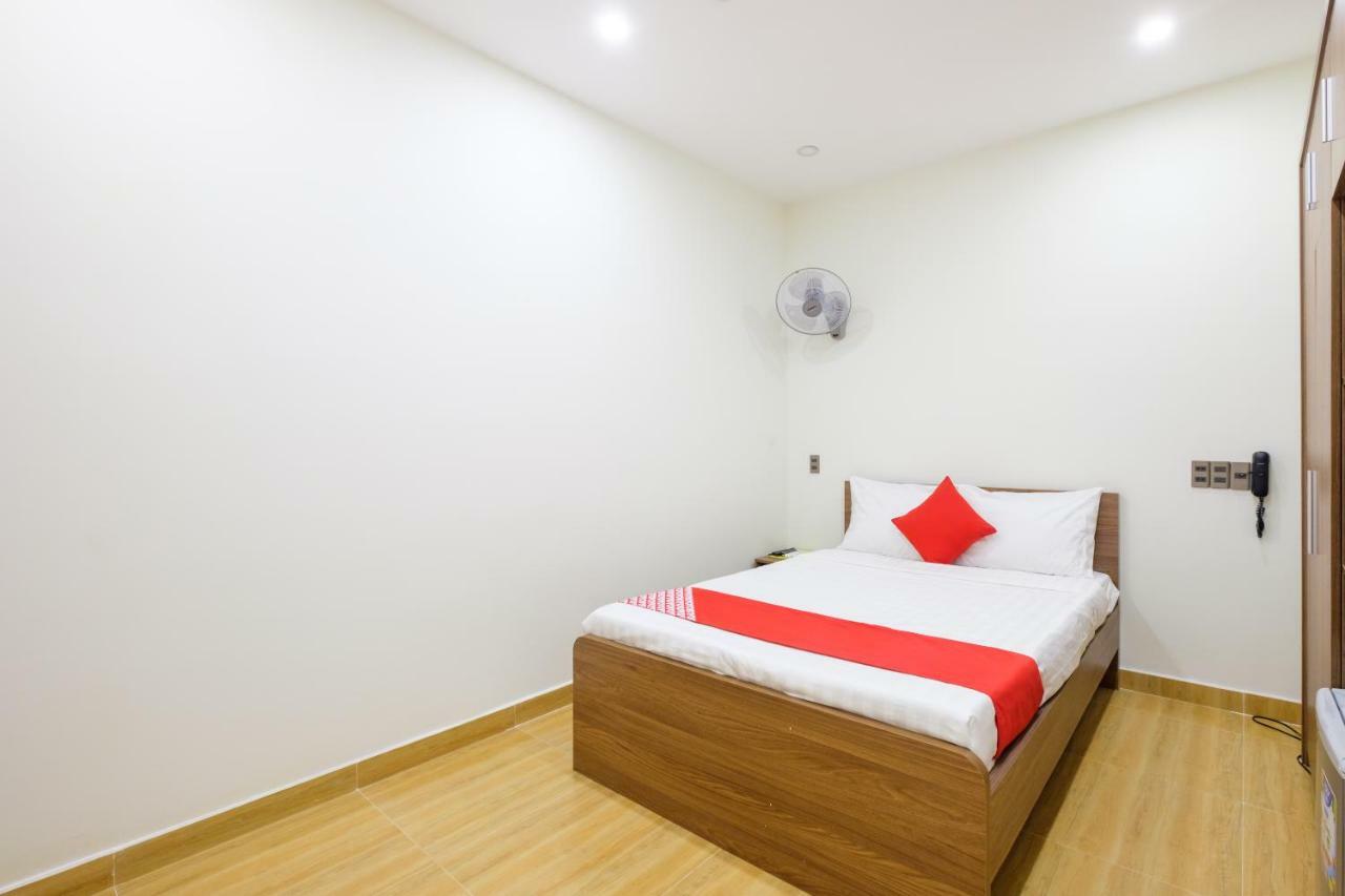 Oyo 212 Luxury Hotel Da Nang Exterior photo