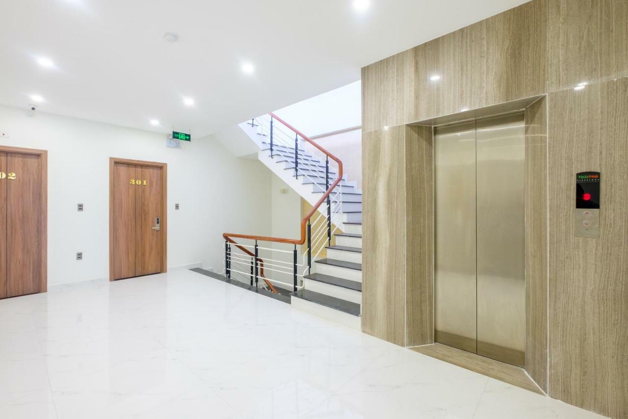 Oyo 212 Luxury Hotel Da Nang Exterior photo